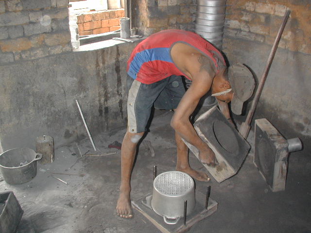 aluminum pot making