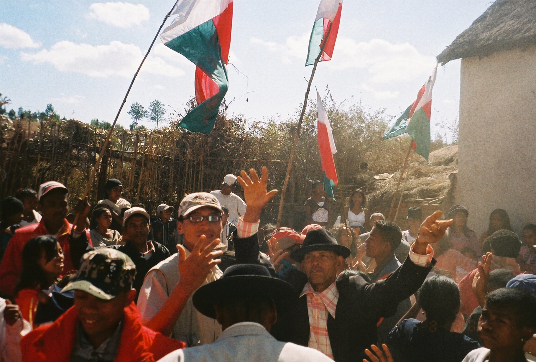 famadihana procession