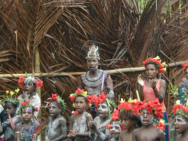 singing children at Mameri